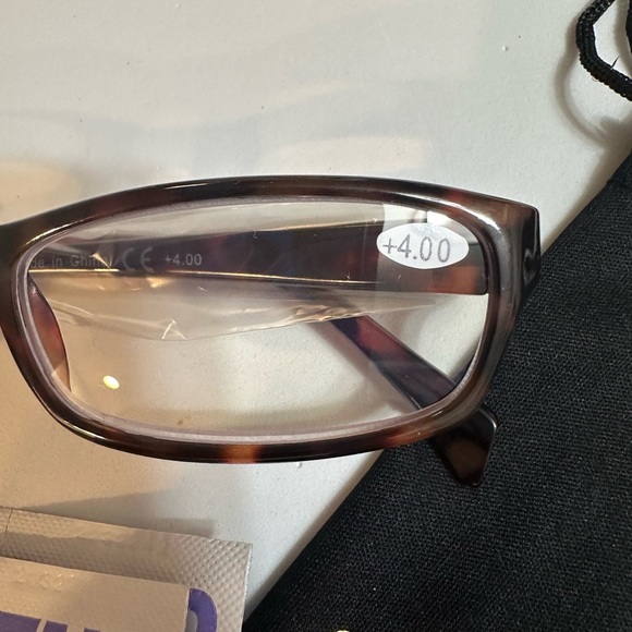 Women’s reading eyeglasses - Picture 2 of 6